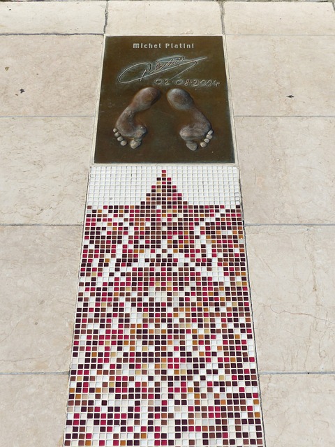 利用年轻球 利用年轻球